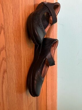 Clarks Black Mary Jane Casual Flats